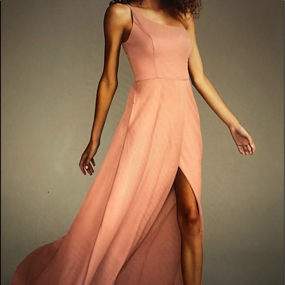 One shoulder bridesmaid dress. - Picture 1 of 4